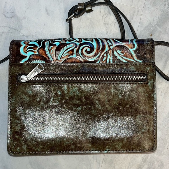 Patricia Nash New without tags  Crossbody bag  tooled Leather  bronze brown mint - Picture 13 of 17
